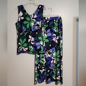 NWT Chicos 2 Travelers Floral Sleeveless Top and Skirt Set $180 Set